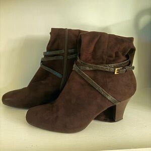 Karen Scott Cassidy Boots